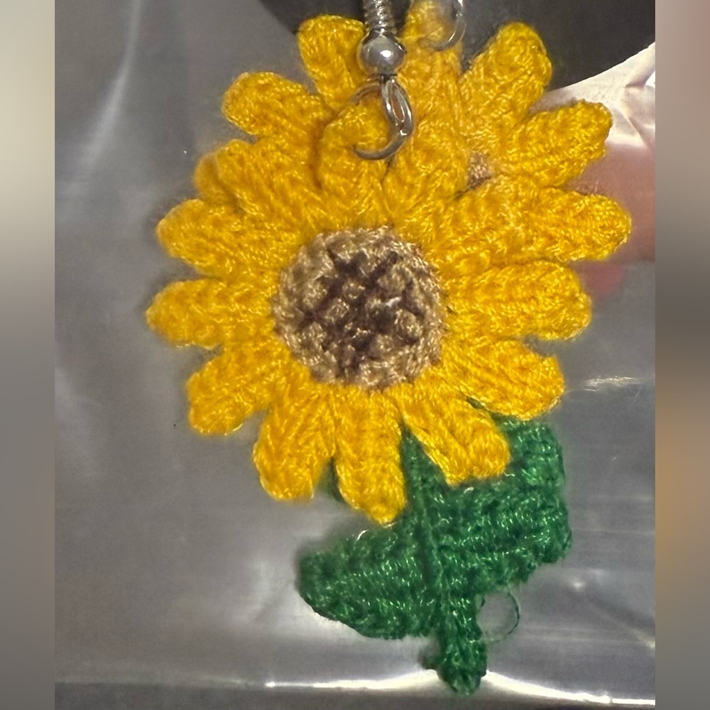 Hand crochet 2” sunflower dangling pierced earrings boho fashion jewelry New